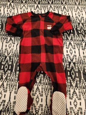 The Chikdren's Place Red & Black Buffalo Plaid Baby Footed One-Piece, Size 18-24